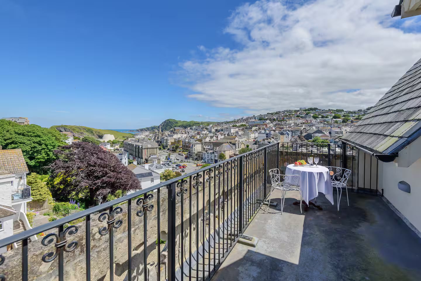 Ocean Manor for 18 guests image 3